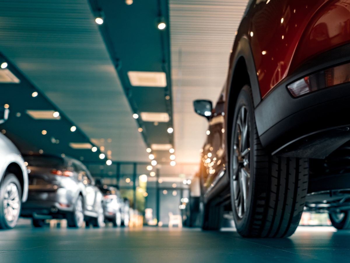 カーディーラー様の専売品として、プレミアムに相応しい施工品質を実現